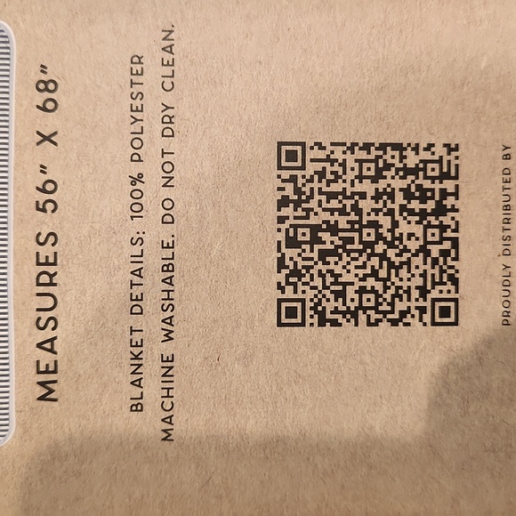 BERNINI Bug Shield Blanket, insect & repellent 56x68" NEW - Picture 12 of 14